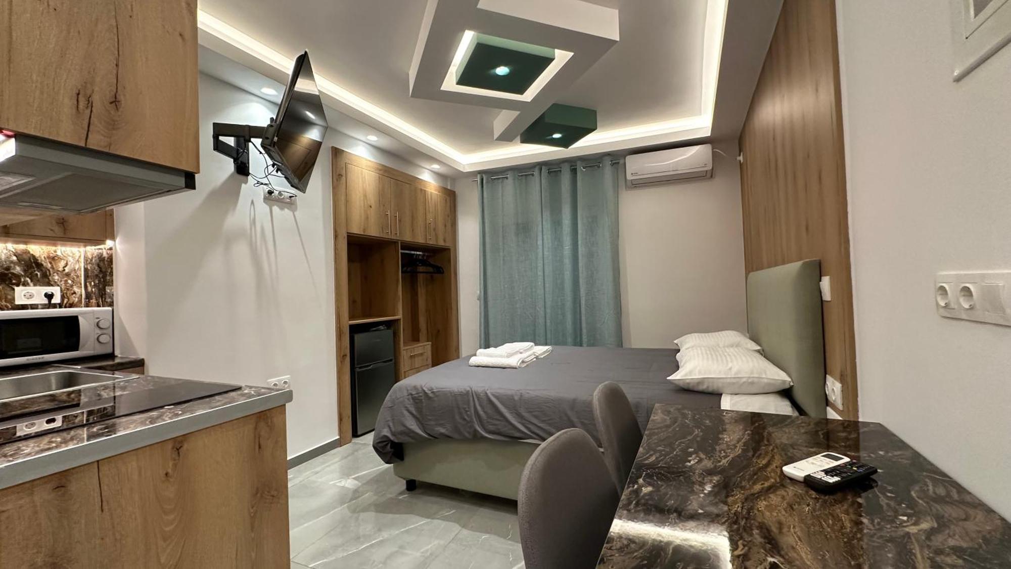 Luxury Semi Basement Apartment With Terrace Atenas Exterior foto